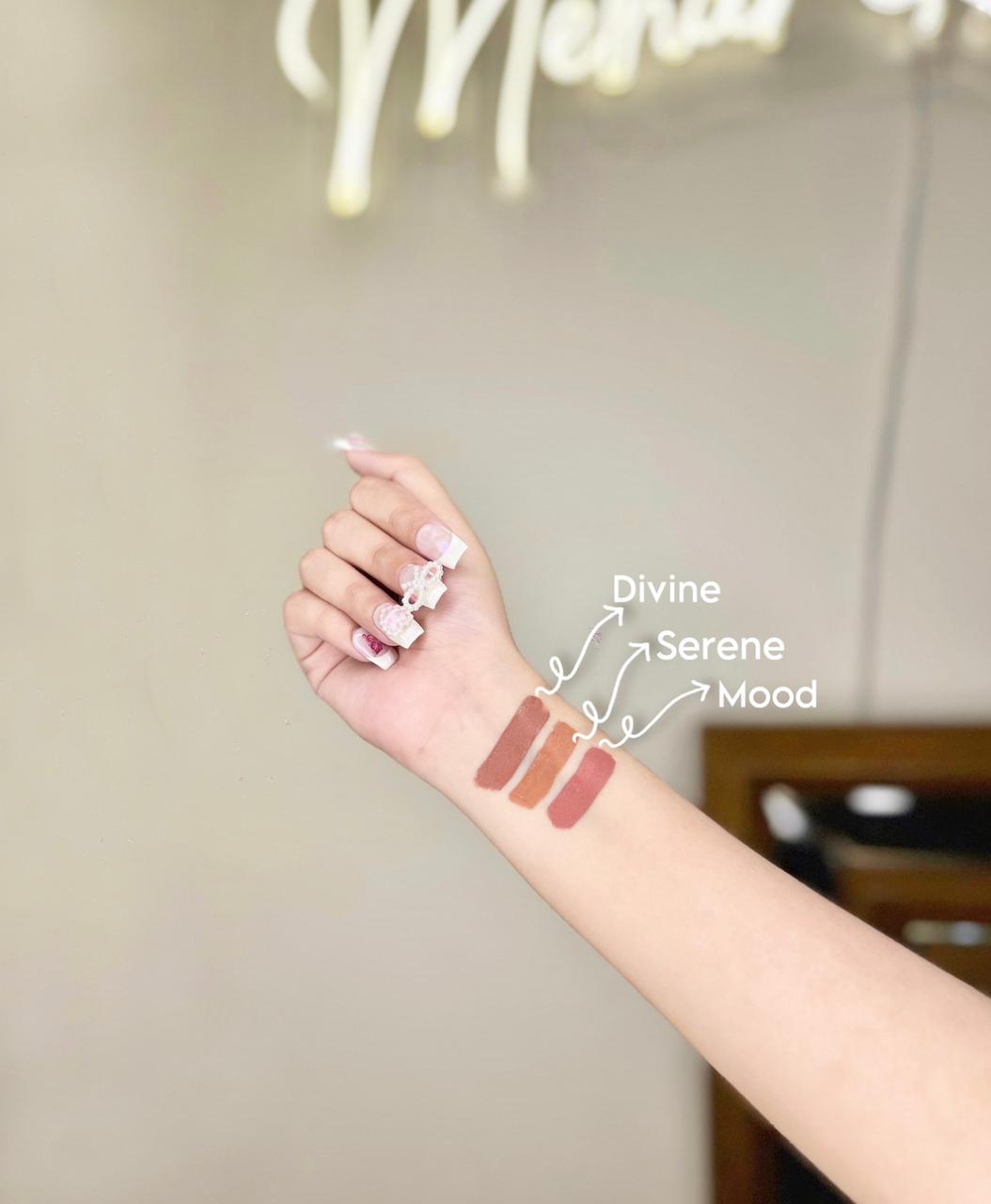 TRIO NUDE LIQUID MATTE LIPSTICK